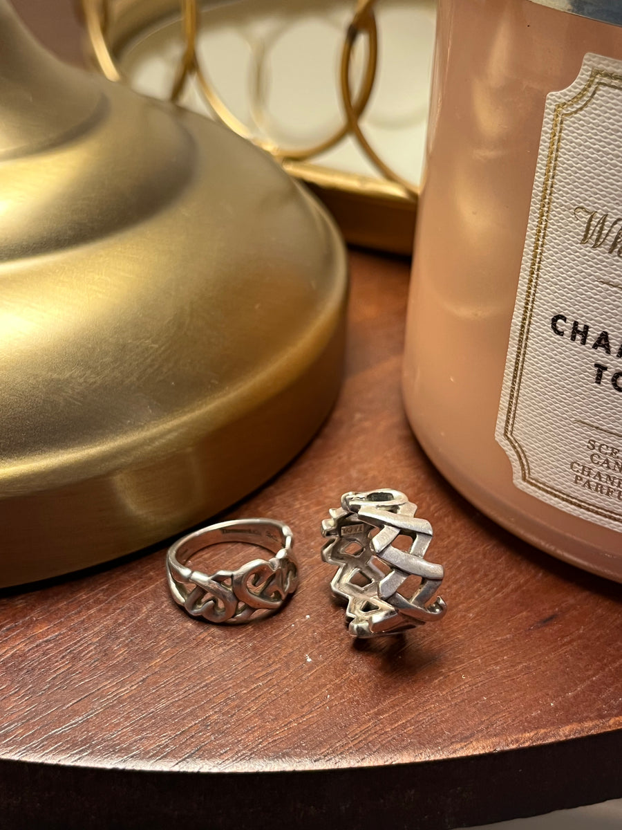 Vintage Tiffany Co. XOXO Ring Viange Vintage
