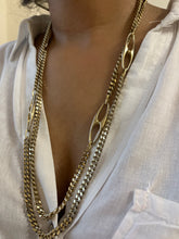 Load image into Gallery viewer, Vintage Horseshoe Necklace