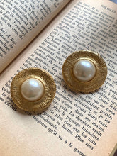 Load image into Gallery viewer, Vintage Pearl Lined Chunky Earrings