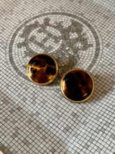 Load image into Gallery viewer, Vintage Animal Print Resin Round Earrings