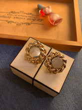 Load image into Gallery viewer, Vintage Linked Gold Earrings