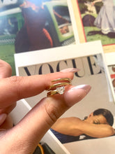 Load image into Gallery viewer, Spiral Heart Pinky Ring
