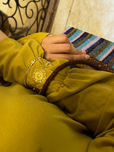 Load image into Gallery viewer, Vintage Blue Sequin Clutch Bag