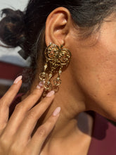 Load image into Gallery viewer, Vintage Baroque Heart Dangler Earrings