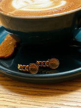 Load image into Gallery viewer, Vintage Elizebeth Coin Link Mini Earrings