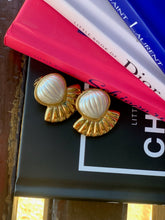 Load image into Gallery viewer, Vintage Art Deco Pearl Earrings
