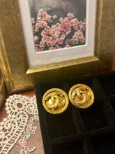 Load image into Gallery viewer, Vintage Chanel CC Chunky Rope Earrings