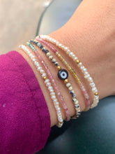Load image into Gallery viewer, Dalmatian Quartz Bracelet