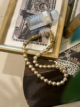 Load image into Gallery viewer, Vintage Pearl Necklace