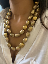 Load image into Gallery viewer, Vintage Baroque Pearl Long Necklace