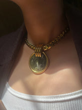 Load image into Gallery viewer, Vintage Marble Medallion Necklace