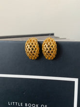 Load image into Gallery viewer, Vintage Gold Egg Shell Earrings