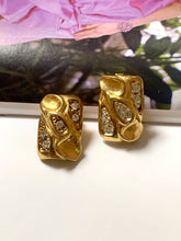 Load image into Gallery viewer, Vintage Rectangular Gold Gem Earrings