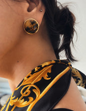 Load image into Gallery viewer, Vintage Animal Print Resin Round Earrings