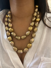 Load image into Gallery viewer, Vintage Baroque Pearl Long Necklace