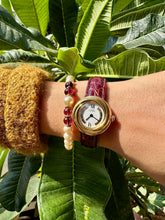 Load image into Gallery viewer, Vintage Pearl Bracelet