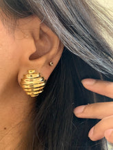 Load image into Gallery viewer, Vintage Gold Mini Croissant Earrings