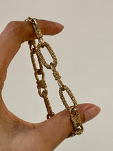 Load image into Gallery viewer, Vintage Bow Link Bracelet