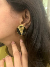 Load image into Gallery viewer, Vintage V Diamond Earrings