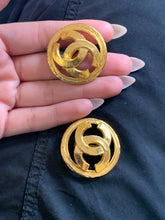 Load image into Gallery viewer, Vintage Chanel Chunky CC Earrings