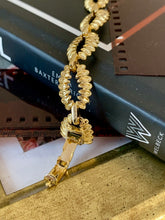 Load image into Gallery viewer, Vintage Drop Loop Bracelet