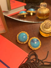 Load image into Gallery viewer, Vintage Turquoise Round Gold Crown Earrings
