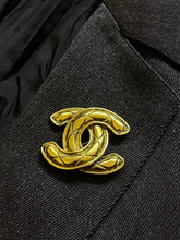 Load image into Gallery viewer, Vintage Chanel CC Quilted Brooch