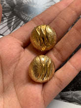 Load image into Gallery viewer, Vintage Hammered Ball Earrings