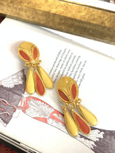 Load image into Gallery viewer, Vintage Peach &amp; Yellow Dangler Earrings