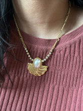 Load image into Gallery viewer, Vintage Diamond Pearl Fan Figaro Necklace