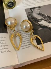 Load image into Gallery viewer, Vintage Pearl Heart Drop Earrings