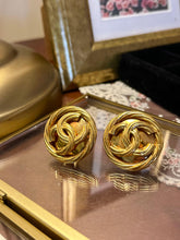 Load image into Gallery viewer, Vintage Chanel CC Chunky Rope Earrings