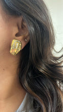 Load image into Gallery viewer, Vintage Ribbed Diamond Earrings