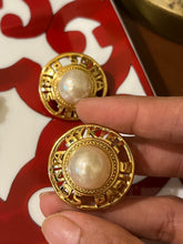 Load image into Gallery viewer, Vintage Sonia Rykiel Pearl Earrings