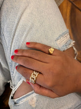 Load image into Gallery viewer, Diamond Curb Link Ring