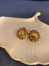Load image into Gallery viewer, Vintage Linked Gold Earrings