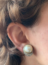 Load image into Gallery viewer, Vintage Silver Pearl Mini Earrings