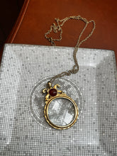 Load image into Gallery viewer, Vintage Magnifying Glass Necklace
