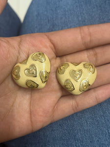 Vintage Beige Heart Earrings