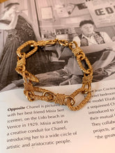 Load image into Gallery viewer, Vintage Bow Link Bracelet