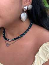 Load image into Gallery viewer, Vintage Blue Pearl Necklace