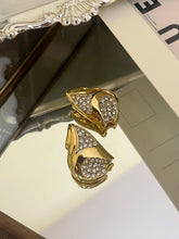 Load image into Gallery viewer, Vintage Diamond Swirl Earrings