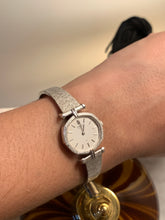 Load image into Gallery viewer, Vintage Seiko Chain Watch