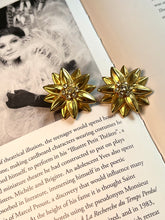 Load image into Gallery viewer, Vintage Gold Sunflower Studs