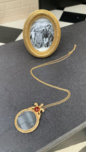 Load image into Gallery viewer, Vintage Magnifying Glass Necklace