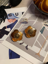 Load image into Gallery viewer, Vintage Brown Enamel Bloom Earrings