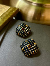 Load image into Gallery viewer, Vintage Enamel Criss Cross Earrings