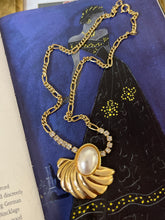 Load image into Gallery viewer, Vintage Diamond Pearl Fan Figaro Necklace