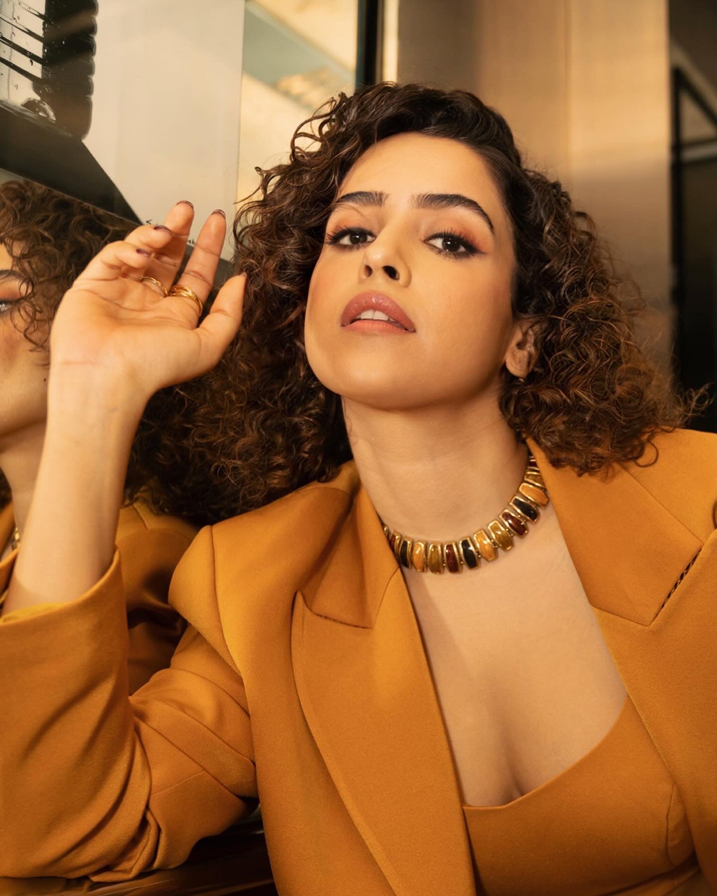 Vintage Brown Enamel Collar Necklace