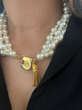 Load image into Gallery viewer, Vintage Sonia Rykiel Pearl Necklace
